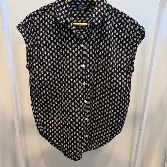 Lucky Brand Patterned Short Sleeve Button Down - Picture 3 of 12